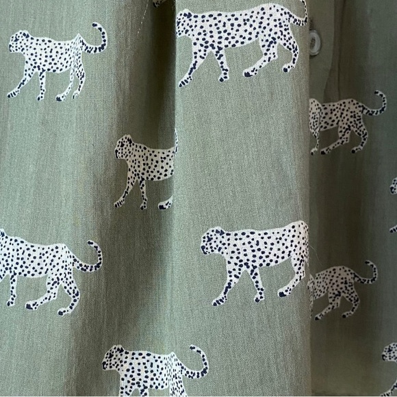 Emerson Fry
Frances Blouse | Olive Cheetah Organic/ L🐆🐆 - Picture 5 of 7